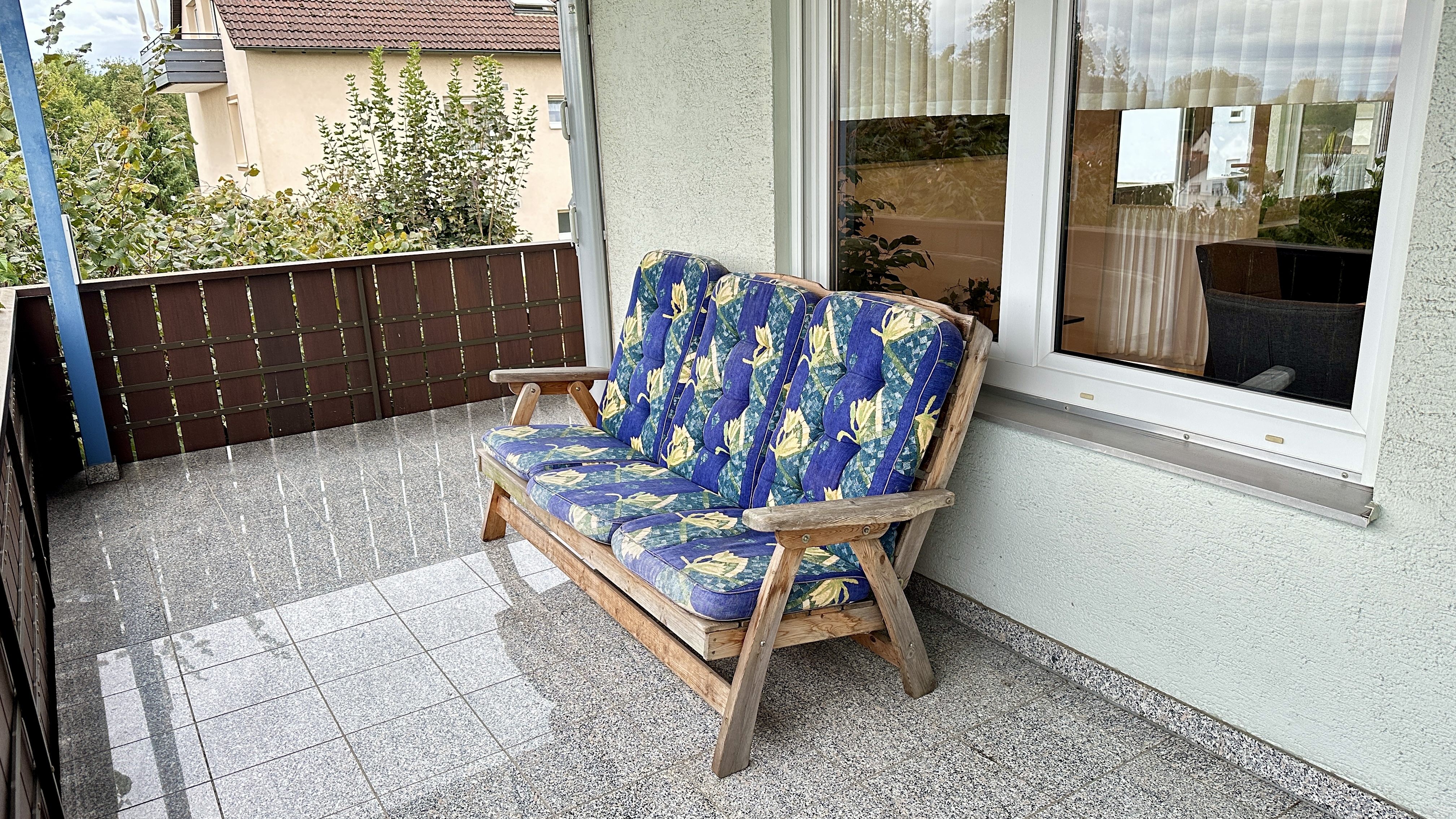 Großer Balkon – Daheim am Wasserturm Wörth am Rhein